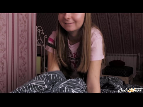 ❤️ Blondie sûget har BFF's djip en krijt cum yn 'e mûle ❤ Kwaliteitsporno op fy.sexygirlspics.ru ❤