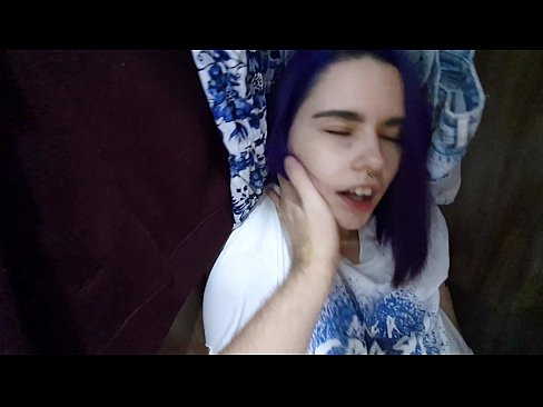 ❤️ Fûn myn suster yn 'e kast en holp har cum ❤ Kwaliteitsporno op fy.sexygirlspics.ru ❤
